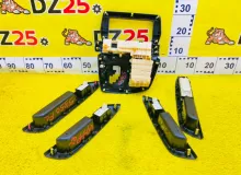 Консоль магнитофона TOYOTA WISH 2015/Цвет 070 5542068140 ZGE20W 2ZRFAE, передний