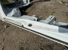 Порог кузова KIA RAY 2022/Цвет UD TAM G3LA, передний правый
