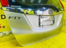 Дверь 5я HONDA FIT 2013/Цвет NH700M 68100T5AN00ZZ GK6 L15B, задняя