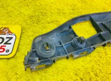 Крепление бампера TOYOTA WISH 2012/Цвет 202 5211568041 ZGE25W 2ZRFAE, переднее правое