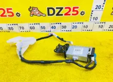 Усилитель магнитофона TOYOTA WISH 2012/Цвет 202 8628068020 ZGE25W 2ZRFAE, передний
