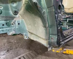 Лонжерон TOYOTA