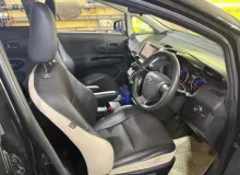 Бардачок TOYOTA WISH 2013/Цвет 202 5541068050 ZGE20W 2ZRFAE, передний