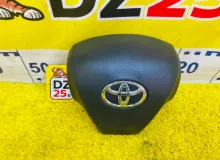 Подушка безопасности водителя TOYOTA COROLLA С ЗАРЯДОМ|2012 4513012C40B0 ZRE151L 2ZRFAE, передняя