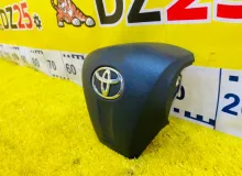 Подушка безопасности водителя TOYOTA COROLLA С ЗАРЯДОМ|2012 4513012C40B0 ZRE151L 2ZRFAE, передняя