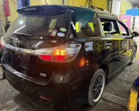 Блок управления двс TOYOTA