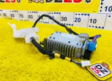 Усилитель магнитофона TOYOTA WISH 2013/Цвет 202 8628068020 ZGE20W 2ZRFAE, передний
