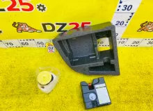 Компрессор подкачки колес TOYOTA WISH 2012/Цвет 070 4489052020 ZGE20W 2ZRFAE