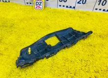Крепление бампера TOYOTA WISH 2012/Цвет 070 5211568041 ZGE20W 2ZRFAE, переднее правое