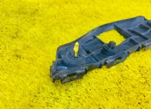Крепление бампера TOYOTA WISH 2012/Цвет 070 5211568041 ZGE20W 2ZRFAE, переднее правое