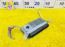 Блок управления двс TOYOTA WISH 2012/Цвет 070 8966168240 ZGE20W 2ZRFAE, передний