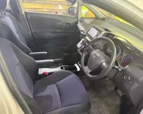Молдинги на крыше TOYOTA