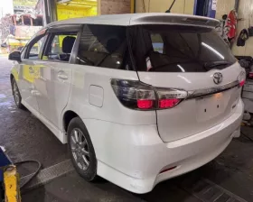Блок управления двс TOYOTA
