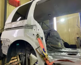 Крыло заднее TOYOTA