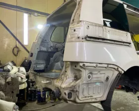 Крыло заднее TOYOTA