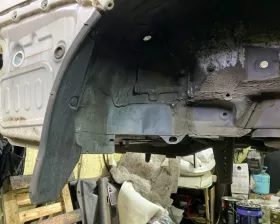 Крыло заднее TOYOTA