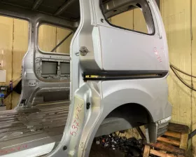 Крыло заднее NISSAN