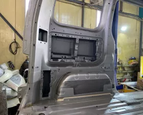 Крыло заднее NISSAN