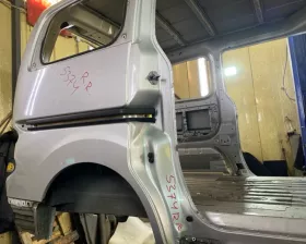 Крыло заднее NISSAN