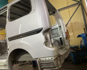 Крыло заднее NISSAN