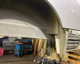 Крыло заднее NISSAN