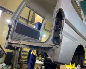 Крыло заднее Mazda