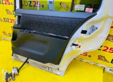 Дверь боковая TOYOTA ISIS 2013/Цвет 070 6700344084 ZGM15W 2ZRFAE, задняя правая