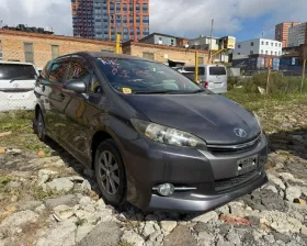 Крыло Toyota