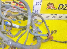 Коса двс TOYOTA TUNDRA 1999/Цвет 056 8212134330 UCK40L/UCK41L/UCK30L/UCK31L/VCK40L/VCK30L/GSK30L 2UZFE, передняя