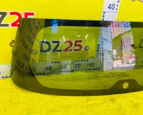 Стекло двери багажника Suzuki