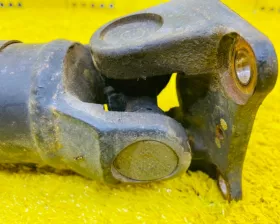 Карданный вал Mazda