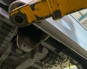 Порог кузова Mazda