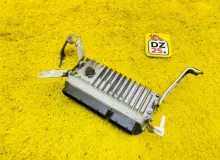 Блок управления двс TOYOTA WISH 2012/Цвет 1G3 8966168250 ZGE25W 2ZRFAE, передний