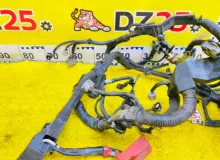 Коса двс TOYOTA WISH 2012/Цвет 1G3 8212168061 ZGE25W 2ZRFAE, передняя