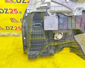 Обшивка багажника TOYOTA