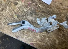 Петля капота TOYOTA SIENTA 2016/Цвет 070 5341052460 NSP170 2NRFKE, передняя