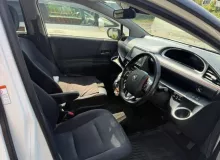 Петля капота TOYOTA SIENTA 2016/Цвет 070 5341052460 NSP170 2NRFKE, передняя
