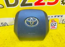 Подушка безопасности водителя TOYOTA SIENTA С ЗАРЯДОМ|2016 4513052810C0 NSP170 2NRFKE, передняя