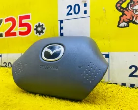 Подушка безопасности водителя Mazda