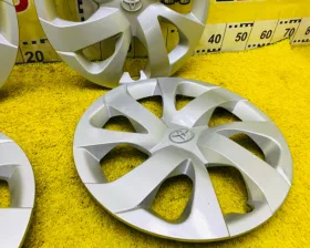 Колпаки на колеса R15 TOYOTA