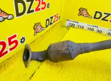 Катализатор TOYOTA SIENTA 2016/Цвет 070 1741047230 NSP170 2NRFKE, передний