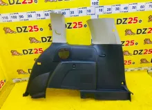 Обшивка багажника TOYOTA ISIS 2013/Цвет 070 6473044510B0 ZGM15W 2ZRFAE, задняя правая