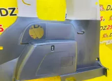Обшивка багажника TOYOTA ISIS 2013/Цвет 070 6473044510B0 ZGM15W 2ZRFAE, задняя правая