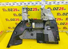 Обшивка багажника TOYOTA ISIS 2013/Цвет 070 6474044511B2 ZGM15W 2ZRFAE, задняя левая