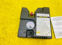 Компрессор подкачки колес TOYOTA ISIS 2013/Цвет 070 4489052020 ZGM15W 2ZRFAE