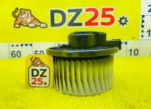 Мотор печки TOYOTA ISIS 2013/Цвет 070 8710344081 ZGM15W 2ZRFAE, передний