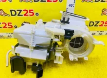 Печка салона TOYOTA ISIS 2013/Цвет 070 8713044150 ZGM15W 2ZRFAE, передняя