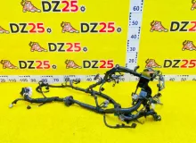 Коса двс TOYOTA ISIS 2013/Цвет 070 8212144722 ZGM15W 2ZRFAE, передняя