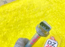 Катушка зажигания TOYOTA ISIS 2013/Цвет 070 9091902258 ZGM15W 2ZRFAE, передняя