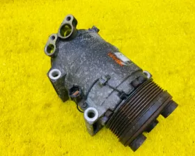 Компрессор кондиционера Nissan